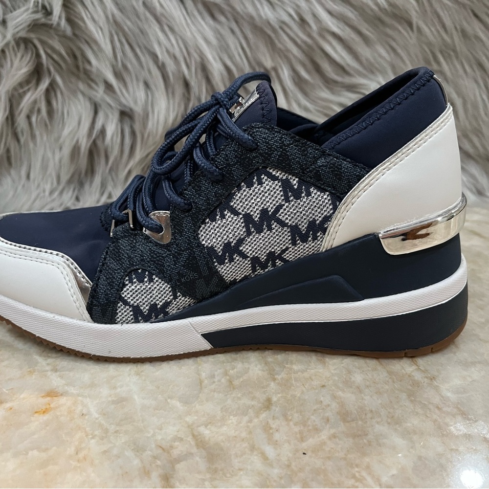 Michael Kors Liv Trainer Wedge Sneaker Women’s Blue (HJ22A. NEW - Picture 3 of 11